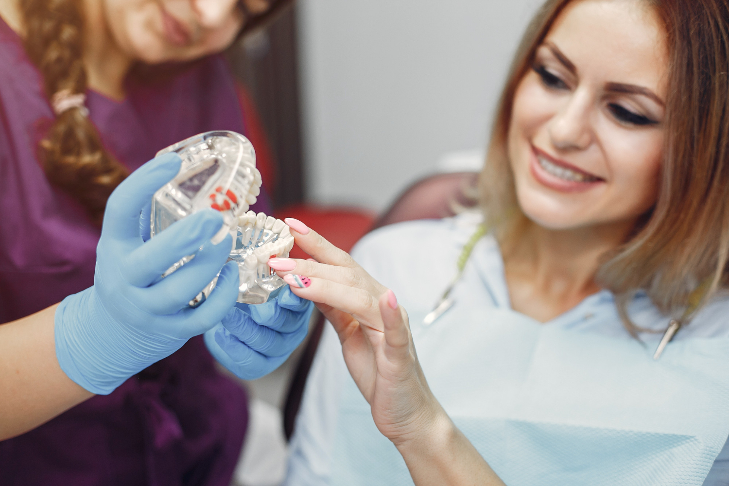 Invisalign Diş Plağı ile Kahve İçilir Mi?