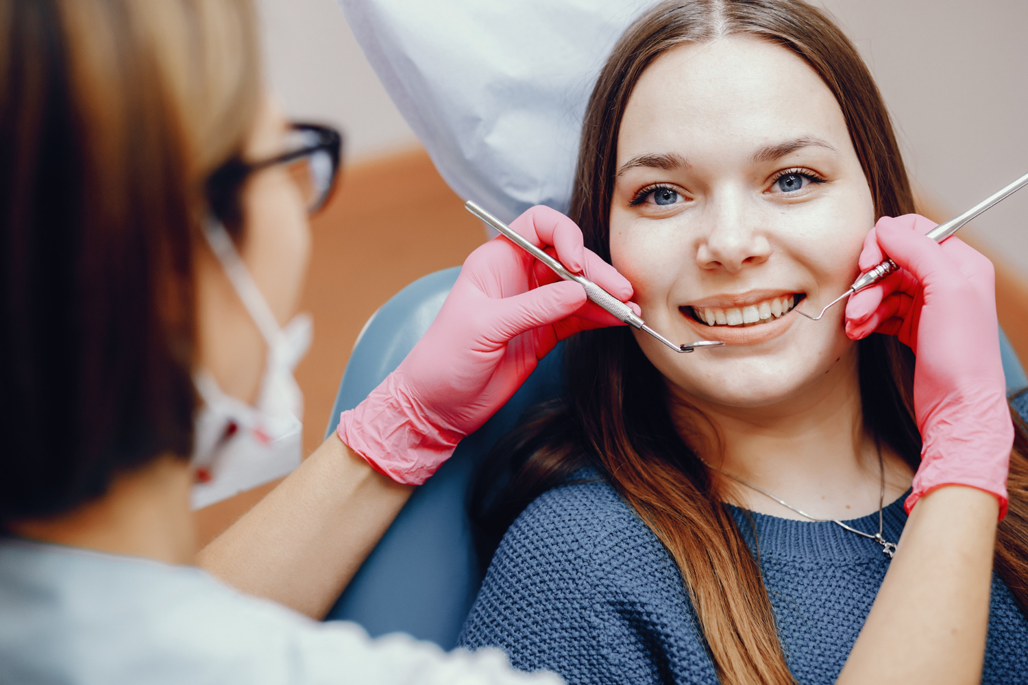 Invisalign Diş Plaklarıyla Yemek Yenir Mi?
